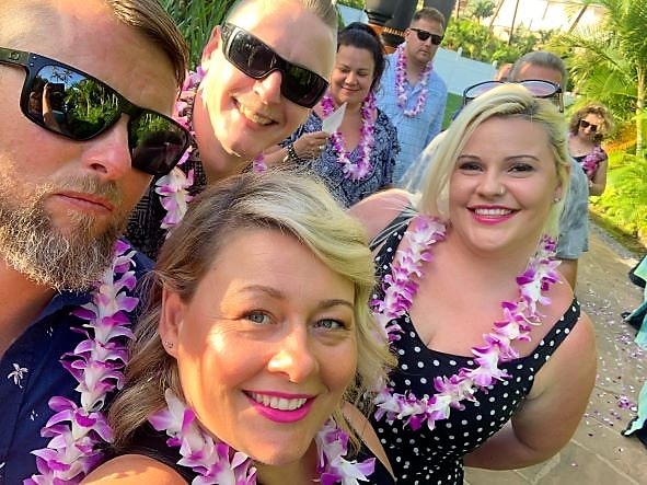 Hilton Grand Vacations Owners with friends, selfie, Hawaii.