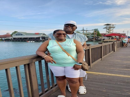 couple, waterfront, summer 