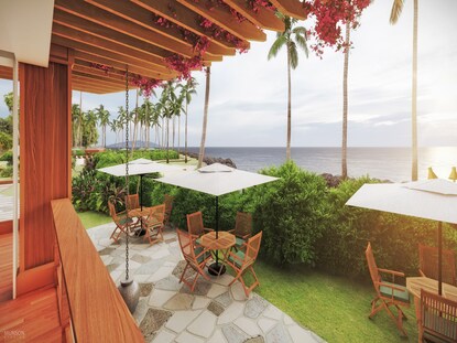 Outdoor waterfront dining at Maui Bay Villas by Hilton Grand Vacations. 